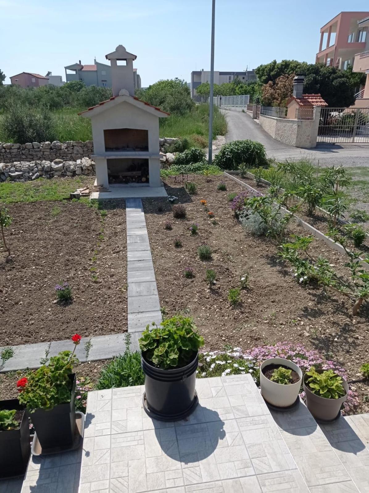 Vacation Home Zdravka Kaštela Eksteriør billede