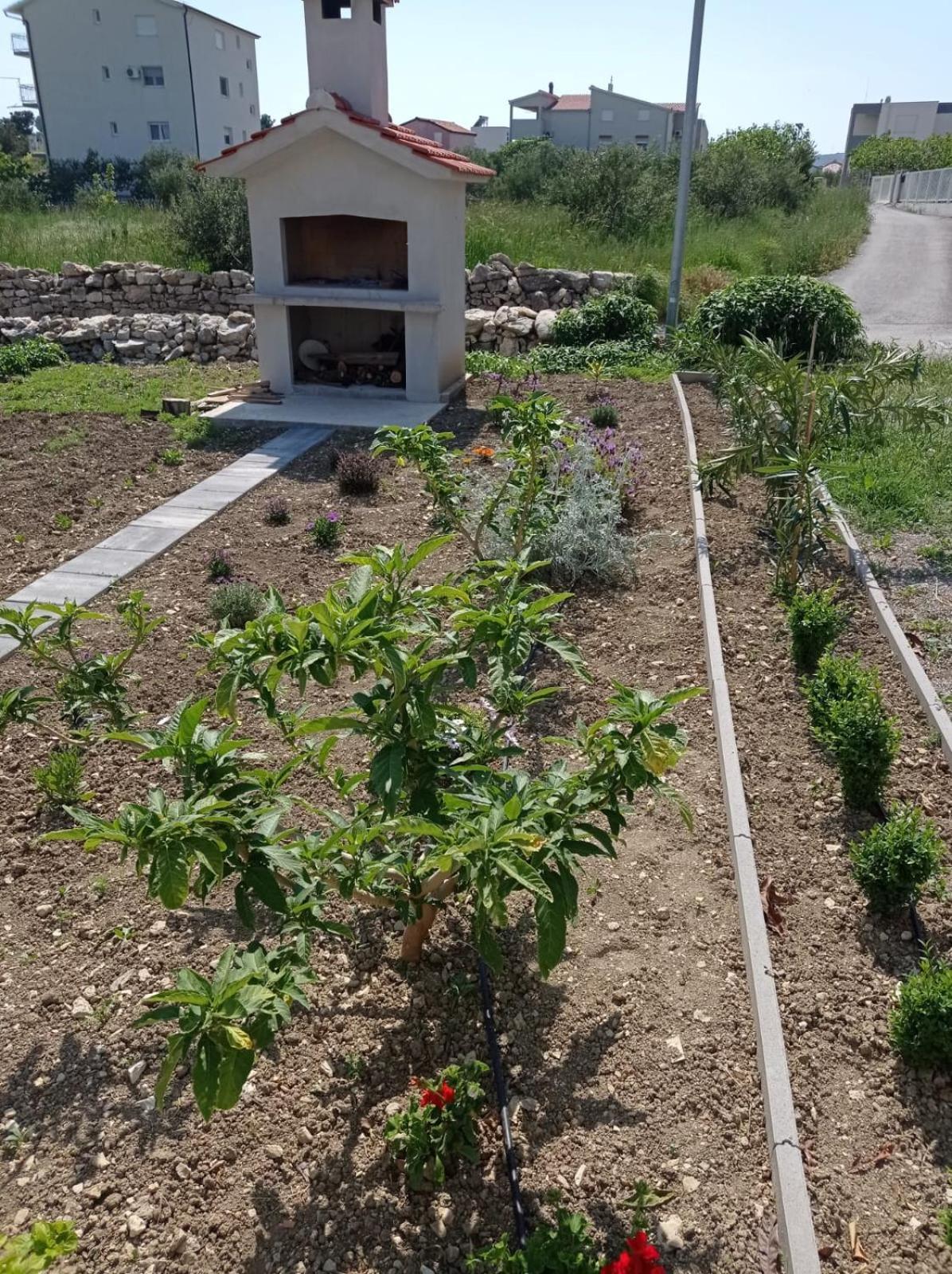 Vacation Home Zdravka Kaštela Eksteriør billede